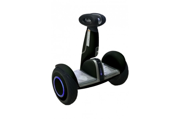 mini-robot-plus-chernyi-900x596